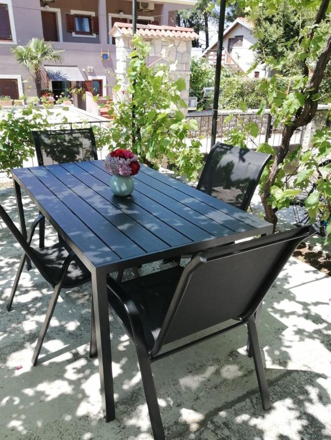 Apartman Barbara Cres Zewnętrze zdjęcie